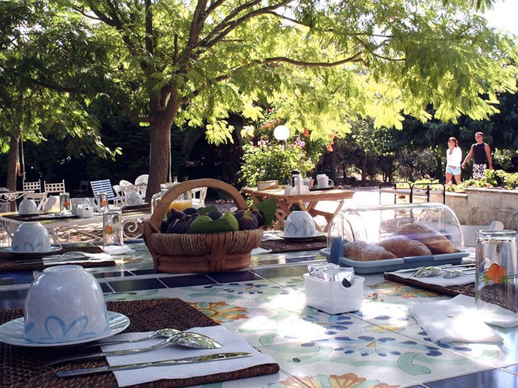 B&B Villa Giuliana Arnesano Екстериор снимка